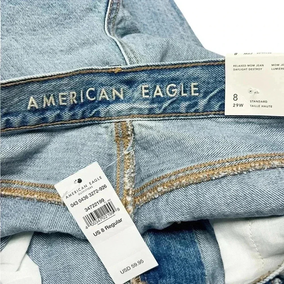 AEO American Eagle Relaxed Mom Jeans Daylight Destroyed Size 8 High Waist NWT - Picture 5 of 12